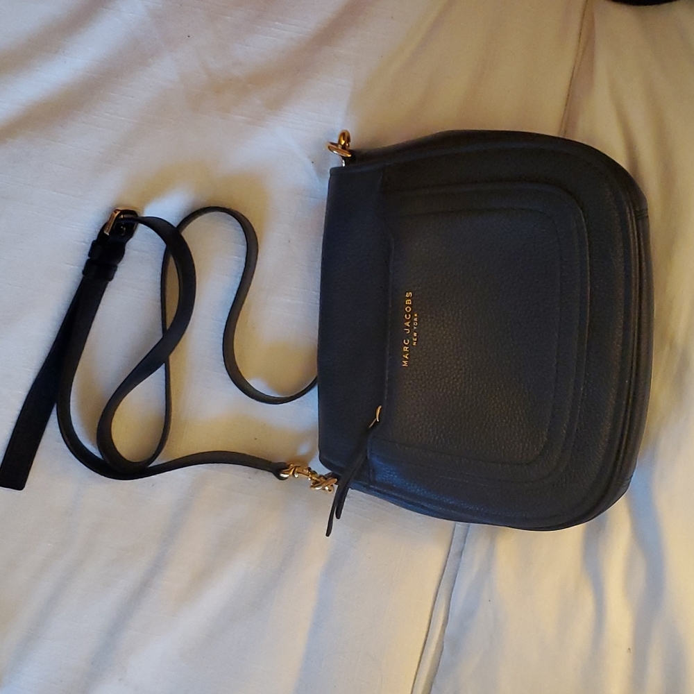 EMPIRE CITY MESSENGER BAG
